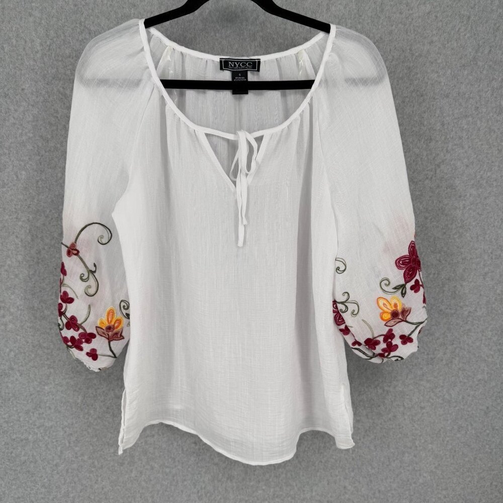 NYCC Womens Gauzy Embroidered Boho Top Blouse Size S White Red Floral Tunic EUC